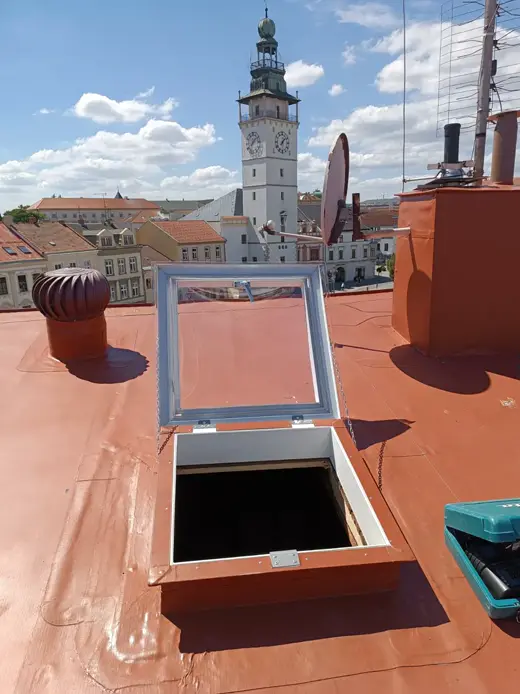 PVC střecha s výlezem a větrací hlavicí