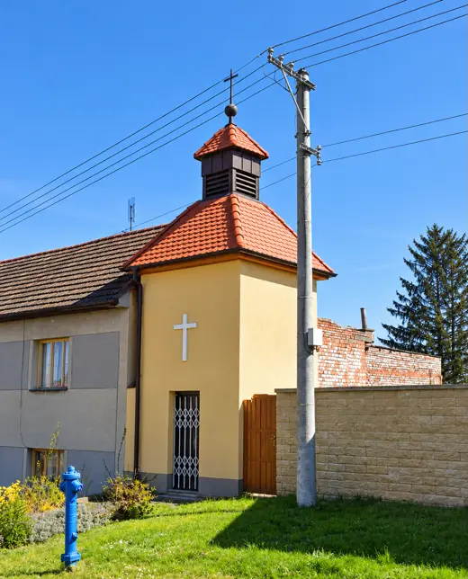 Kaple se zvonicí, Lhotka (1)